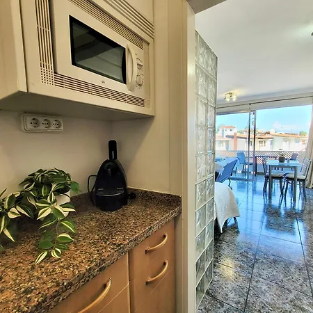 Relax Sol Y Mar - Pool Apartman *